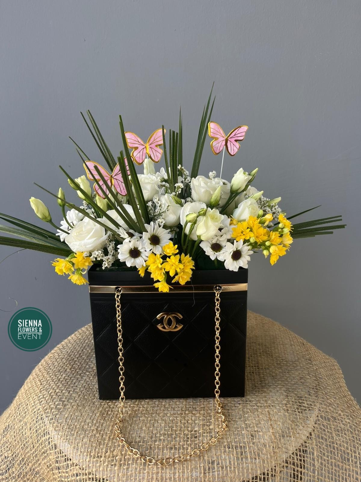 Chanel bag Arrangement